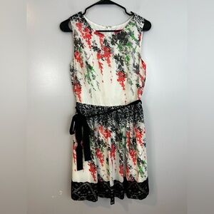 Betsey Johnson Floral Sleeveless Lace Fit & Flare Mini Dress Size 6